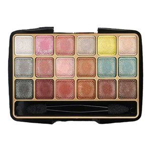 Women's Teen 18 Color Eyeshadow Cruelty Free Matte Shiny Metalic Long Lasting
